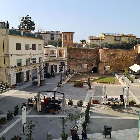 Appartamento Luminosissimo In Pieno Centro Grosseto Bagian luar foto